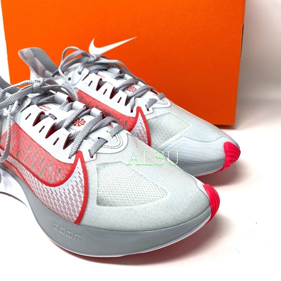 Nike Zoom Gravity Pure Platinum Women’s Sneakers - Picture 3 of 10